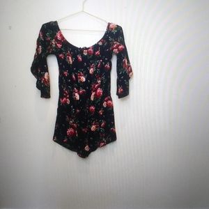 Ambiance 3/4 sleeve Off Shoulder Romer